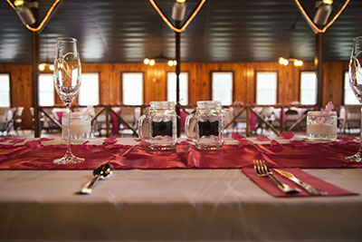 place setting with two mason jar mugs